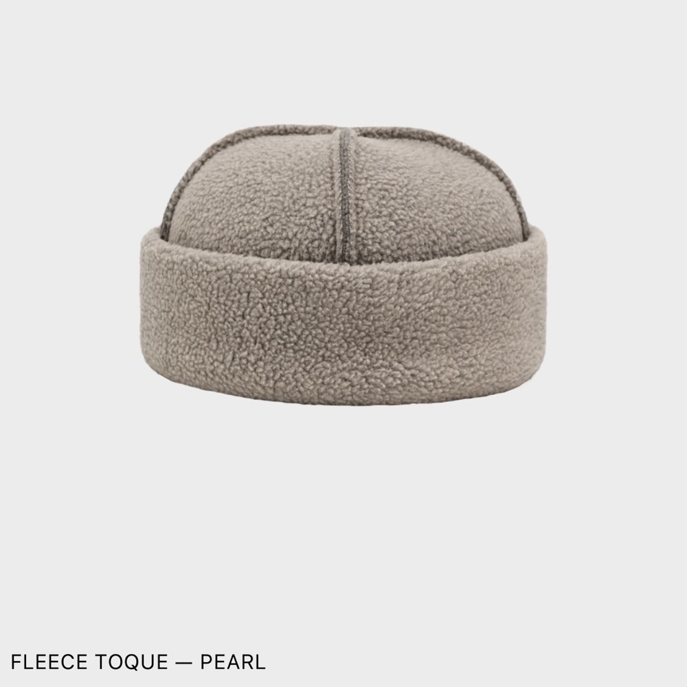 LLOYD Toque Beanie in Pearl